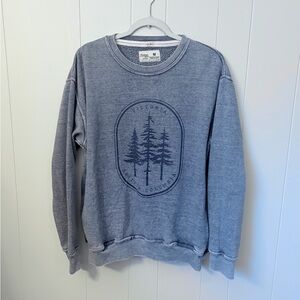 True North Crewneck Sweatshirt Canada Trees Navy Blue Distressed Unisex Medium